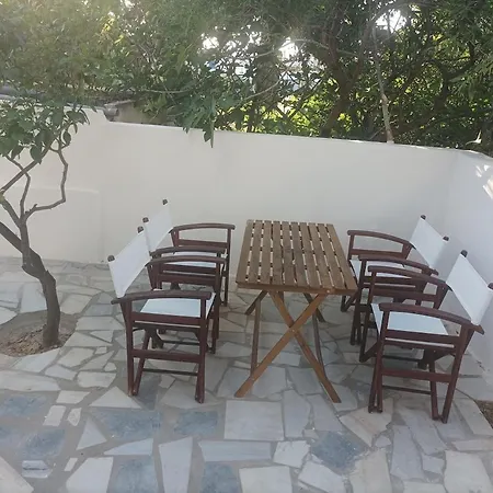 Lemon Tree 2 Holiday home *